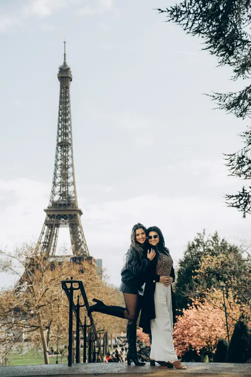 Family photoshoot in Paris — Romance in Paris
