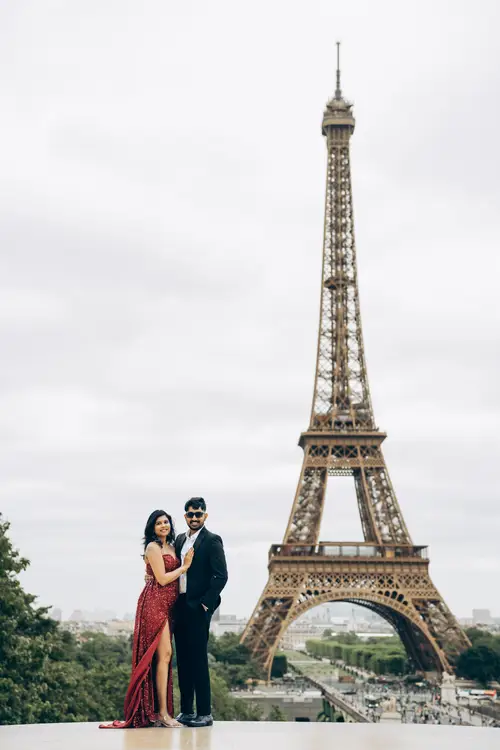 Couple photoshoot in Paris — Romance in Paris