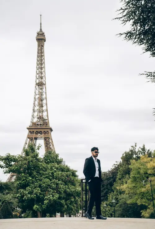 Couple photoshoot in Paris — Romance in Paris