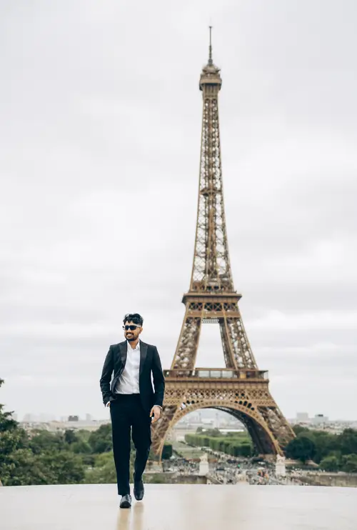 Couple photoshoot in Paris — Romance in Paris