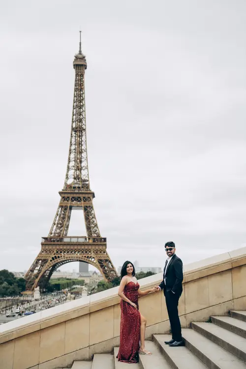 Couple photoshoot in Paris — Romance in Paris
