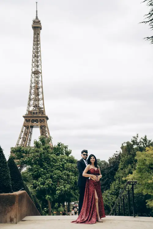 Couple photoshoot in Paris — Romance in Paris